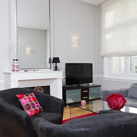 Apartment Rennel *